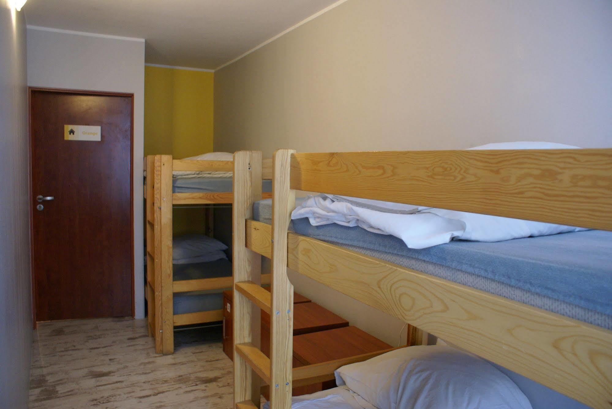 Frolic Goats Hostel Poznan Exterior foto