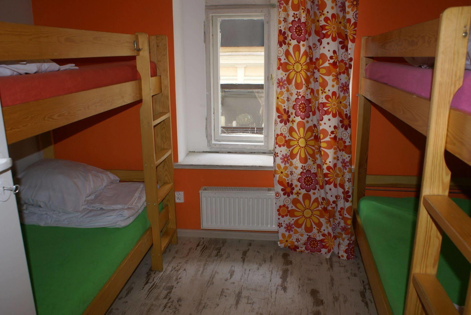 Frolic Goats Hostel Poznan Exterior foto